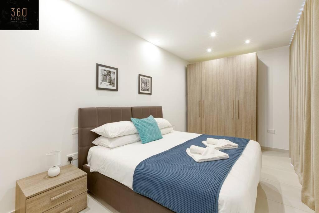 Stunning 3br Penthouse, Opposite The Harbour By 360 Estates * Pietà